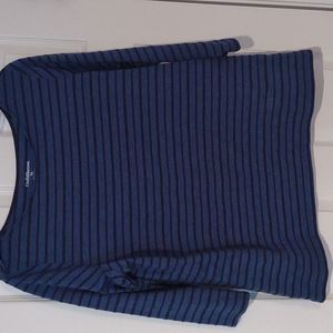 Blue and black 3/4 sleeve shirt in size XL